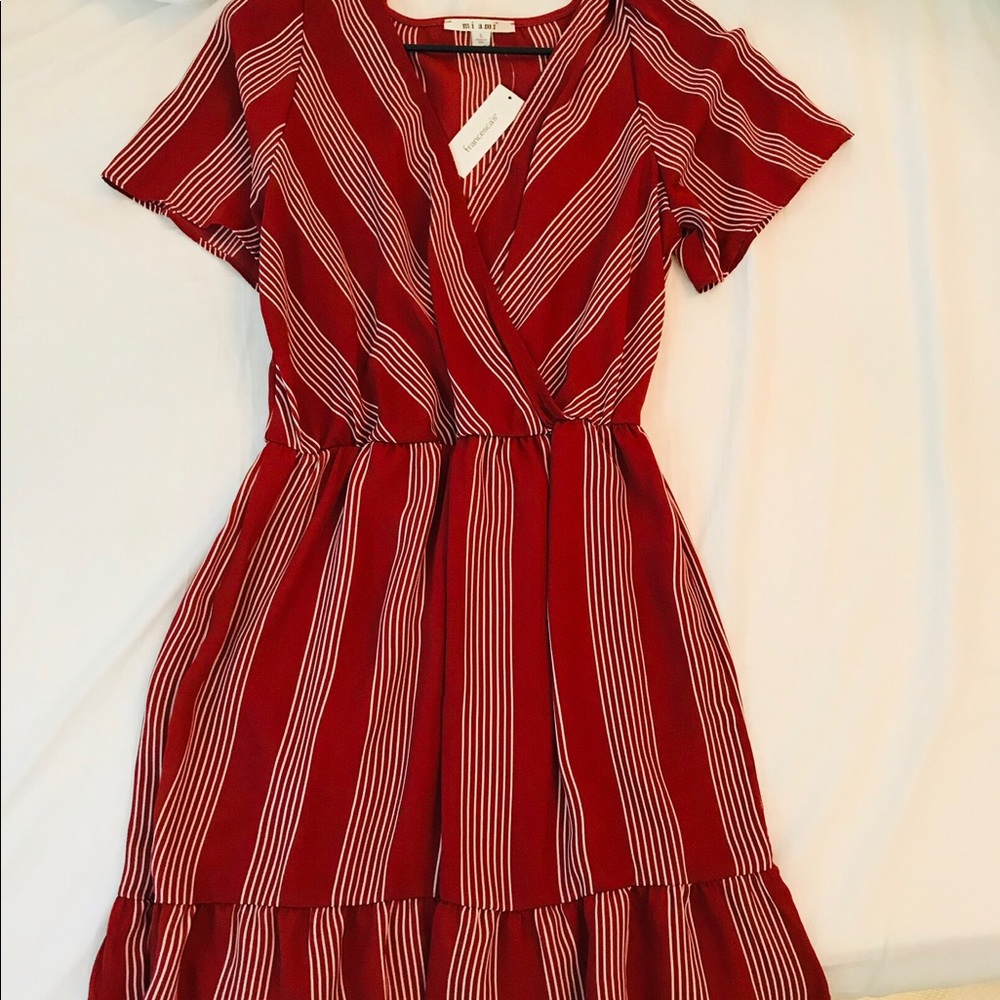 NWT Francesca’s dress